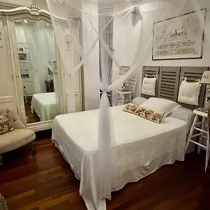 https://chambre-cocooning-avec-sde-bain-prive.fr-provencehotel.com